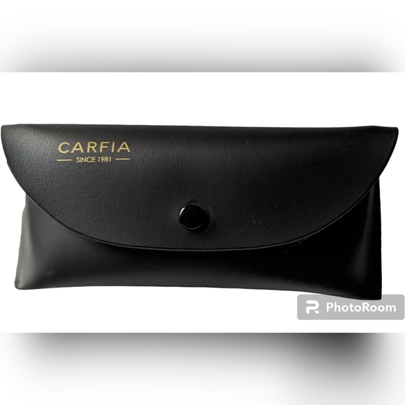 Sunglasses Case. Carfia. Black. - Picture 1 of 6